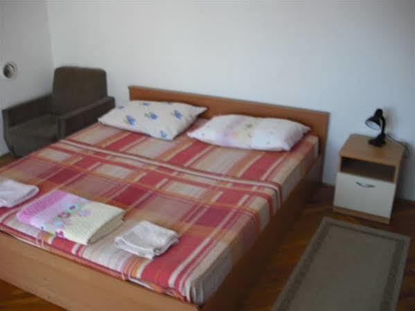 ספליט Eros Rooms מראה חיצוני תמונה